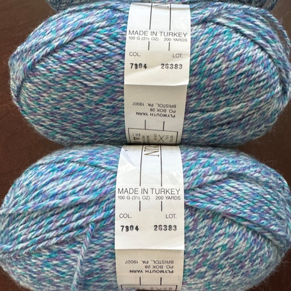 Set of 4 Skeins of Plymouth Encore Colors Knitting Worsted Weight Yarn Blue - Picture 4 of 8